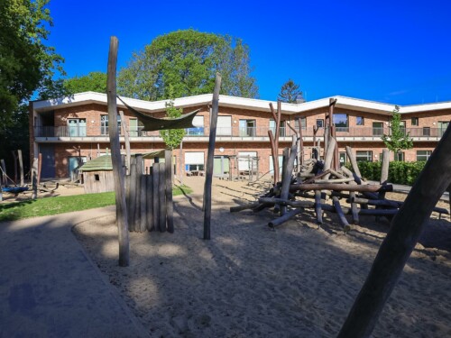 Kitaportal-Front-alternative-1-500x375 Bilder Freiligrathstrasse fürs Web (kleine Auflösung)