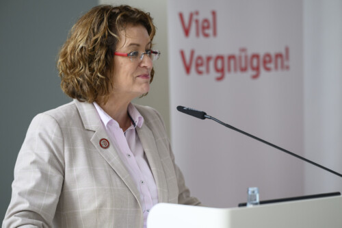 2025-10-01-DRK-Medienpreis-060-500x333 FOTO PENTERMANN