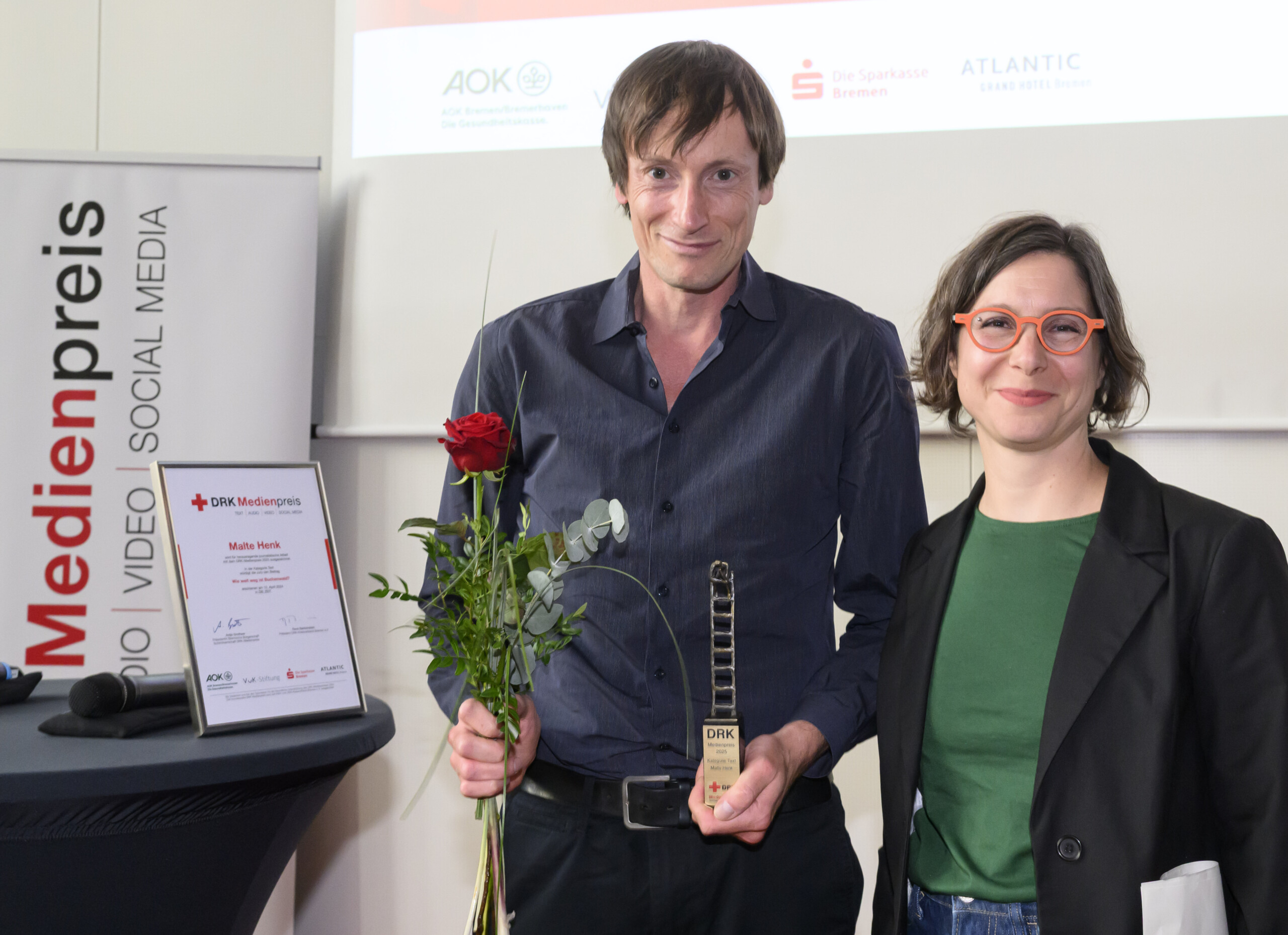 DRK Medienpreis 2025 - das sind die Preisträger:innen DRK Bremen 2025-10-01-DRK-Medienpreis-077-scaled DRK Medienpreis 2025 - das sind die Preisträger:innen