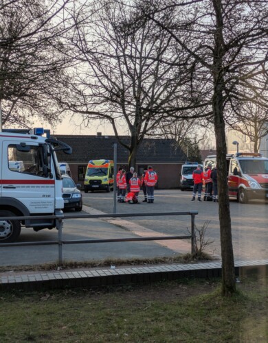 08_Evakuierung_Bomben_2025_03_09_Foto_Boxler.jpg-scaled-e1766053417230-390x500 Bombenentschärfung - Evakuierung